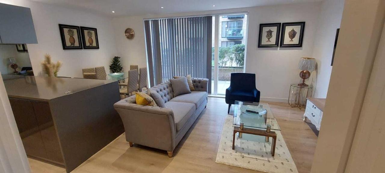 Stylish 2 Bed Flats Near Us Embassy Apartment London Bagian luar foto